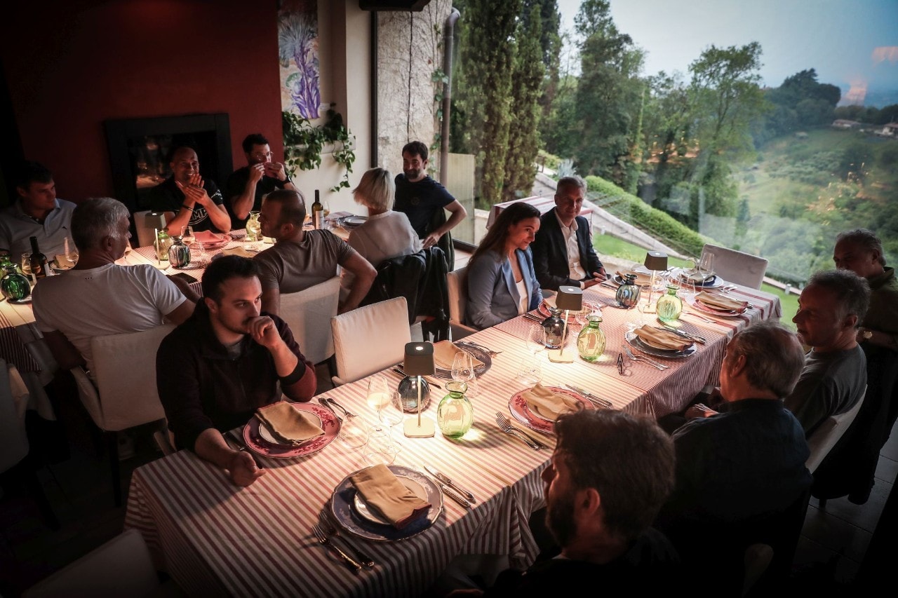 Triumph Adventure Experience: quando la moto va a braccetto con l'architettura